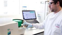 new-blood-test-‘can-predict’-breast-cancer-return