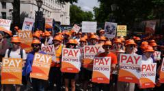 junior-doctors-pay-talks-to-start-next-week-–-streeting